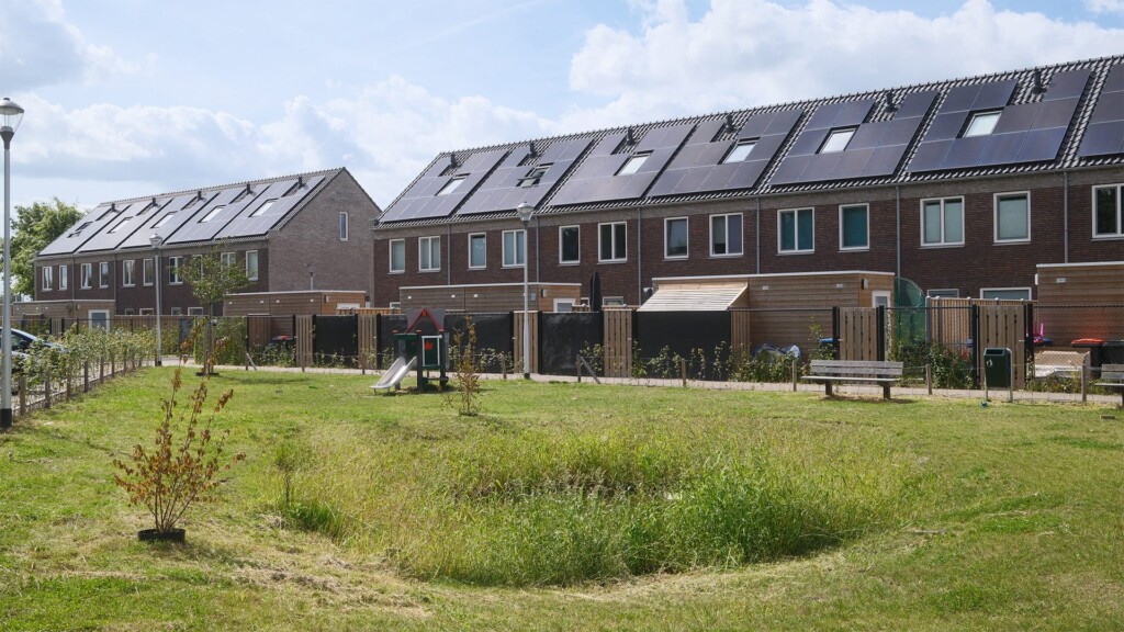 De Kraan 37 Berkel-Enchot huizen met speeltuin en wadi